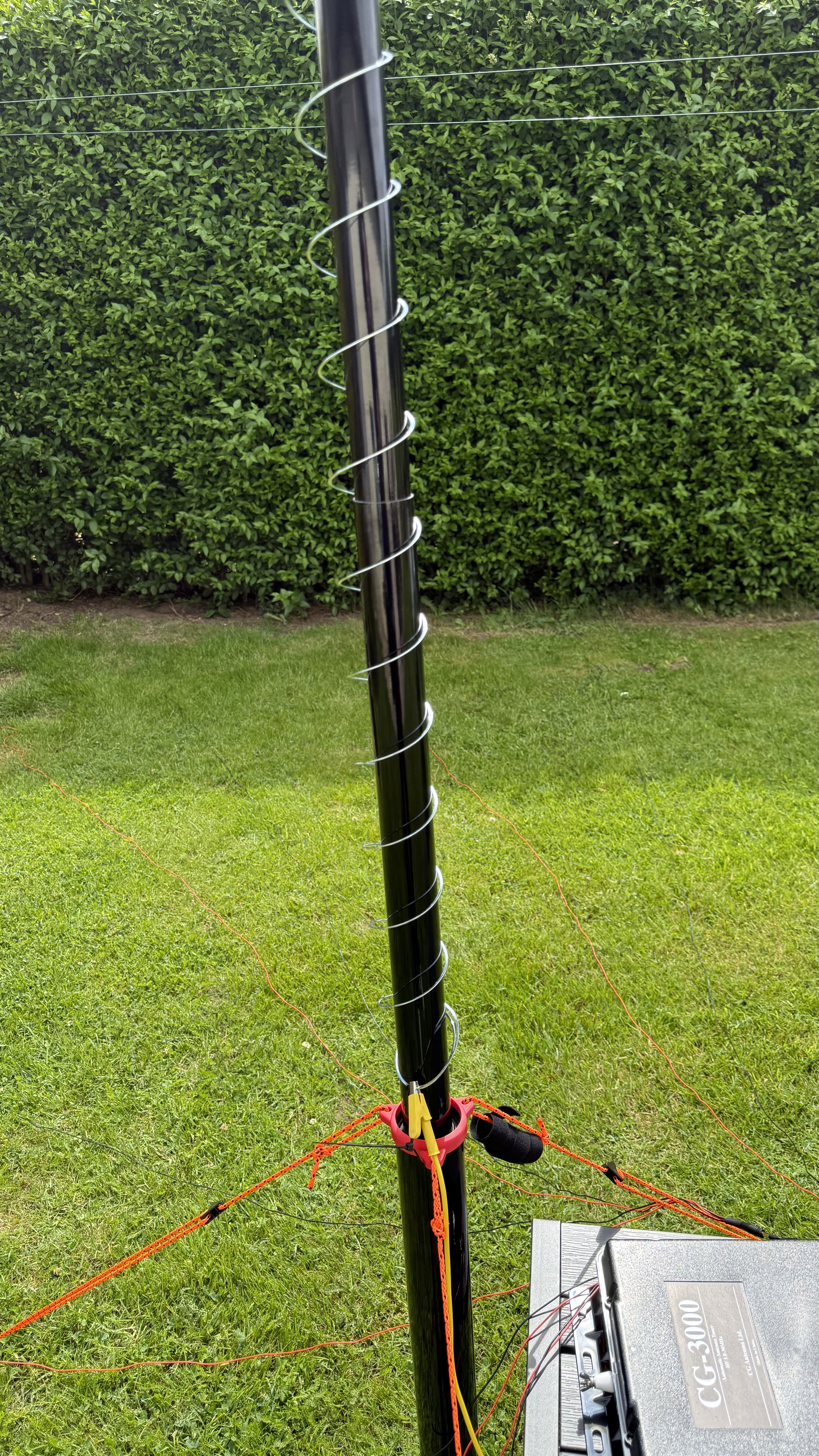 Bild 2 – Test Slinky Antenne mit CG-3000 Automatik-Tuner